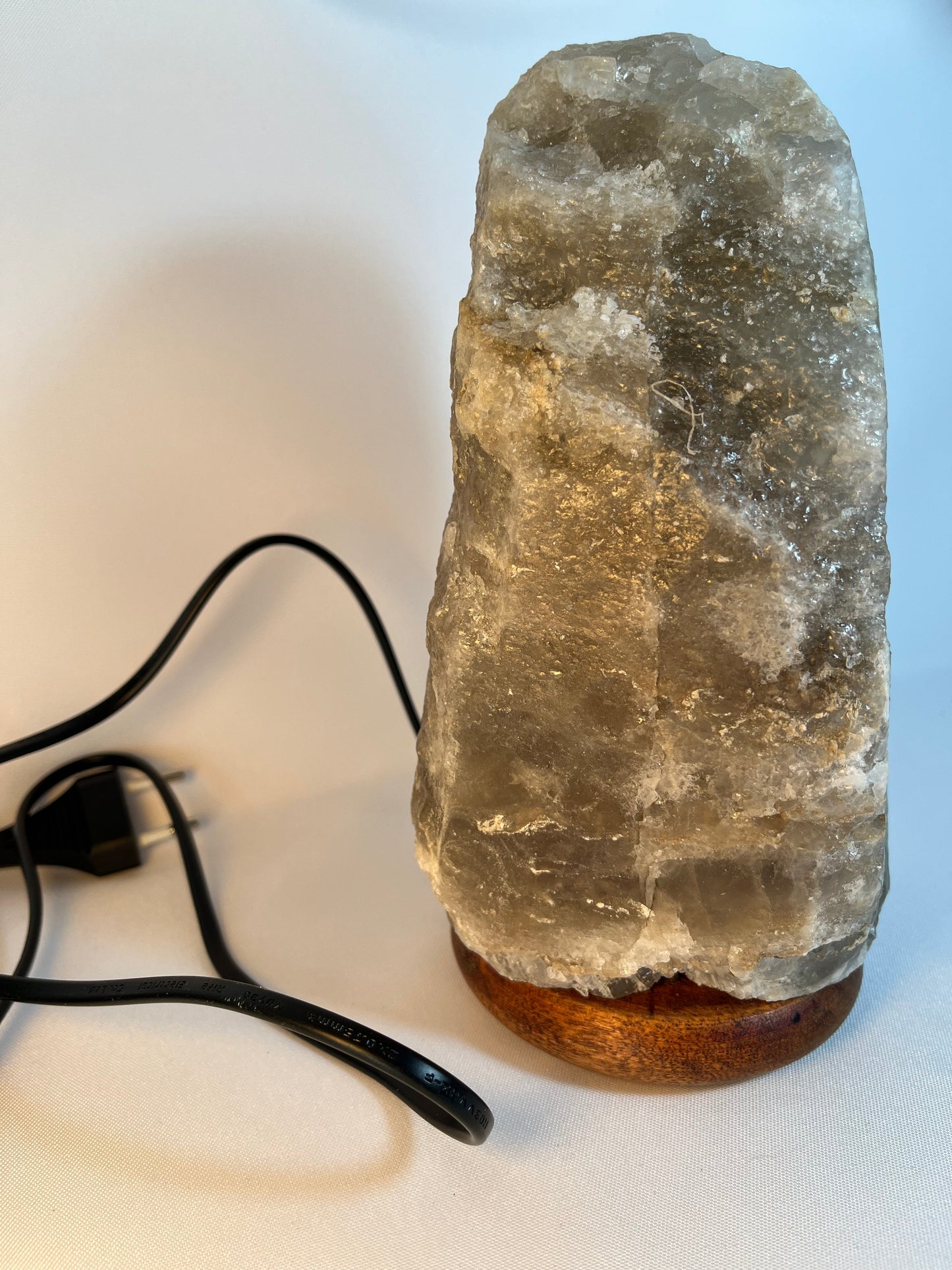 Salzkristall-Lampe grau