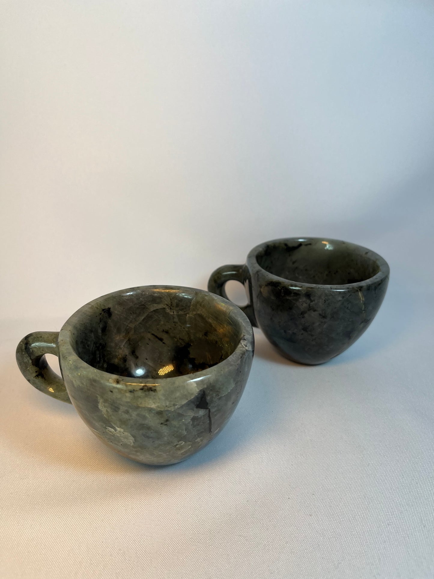 Labradorit Teller und Tassen