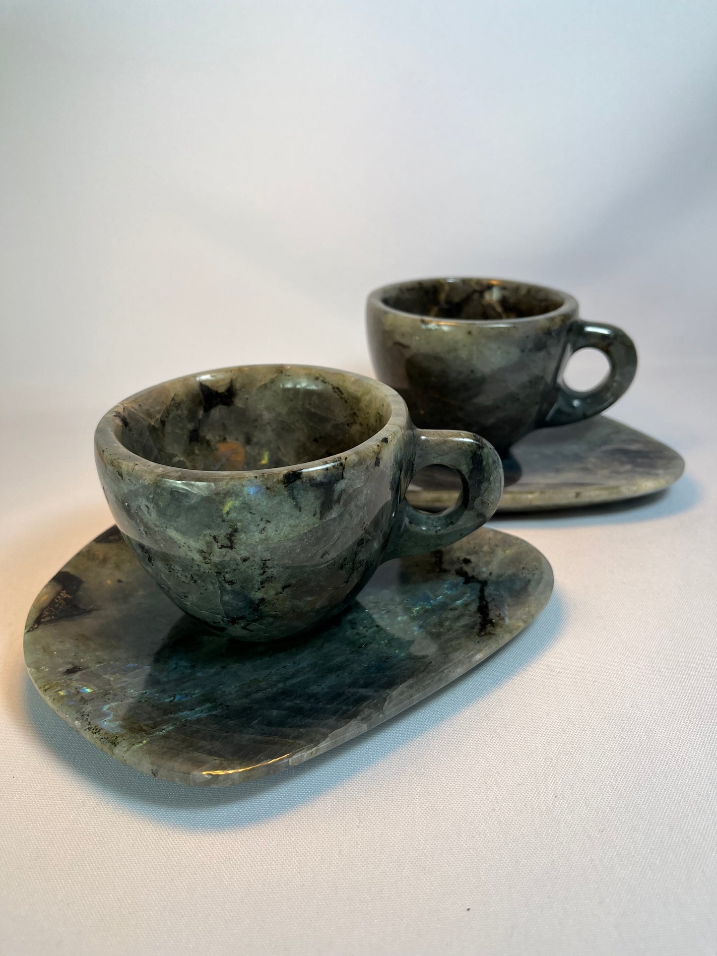 Labradorit Teller und Tassen